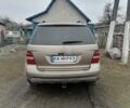 Бежевый Мерседес МЛ 350, объемом двигателя 3.5 л и пробегом 106 тыс. км за 13500 $, фото 3 на Automoto.ua