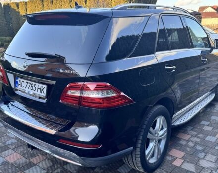 Чорний Мерседес МЛ 350, об'ємом двигуна 3 л та пробігом 184 тис. км за 18900 $, фото 2 на Automoto.ua