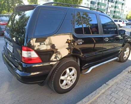 Черный Мерседес МЛ 350, объемом двигателя 3.7 л и пробегом 350 тыс. км за 5950 $, фото 13 на Automoto.ua