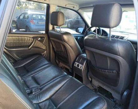 Черный Мерседес МЛ 350, объемом двигателя 3.7 л и пробегом 350 тыс. км за 5950 $, фото 6 на Automoto.ua