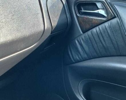 Черный Мерседес МЛ 350, объемом двигателя 3.7 л и пробегом 325 тыс. км за 5555 $, фото 19 на Automoto.ua