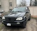 Черный Мерседес МЛ 350, объемом двигателя 3.7 л и пробегом 270 тыс. км за 8999 $, фото 7 на Automoto.ua