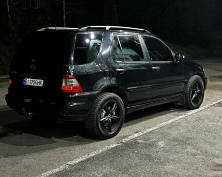 Черный Мерседес МЛ 350, объемом двигателя 3.7 л и пробегом 270 тыс. км за 8999 $, фото 4 на Automoto.ua