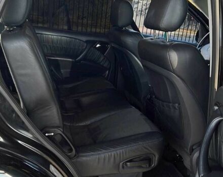 Черный Мерседес МЛ 350, объемом двигателя 3.7 л и пробегом 325 тыс. км за 5555 $, фото 17 на Automoto.ua