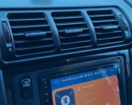 Черный Мерседес МЛ 350, объемом двигателя 3.7 л и пробегом 325 тыс. км за 5555 $, фото 13 на Automoto.ua