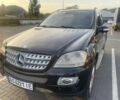 Чорний Мерседес МЛ 350, об'ємом двигуна 3.5 л та пробігом 208 тис. км за 7700 $, фото 4 на Automoto.ua