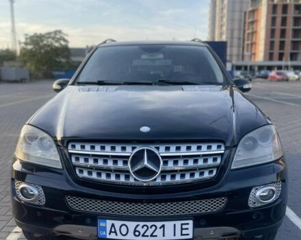 Чорний Мерседес МЛ 350, об'ємом двигуна 3.5 л та пробігом 208 тис. км за 7700 $, фото 3 на Automoto.ua