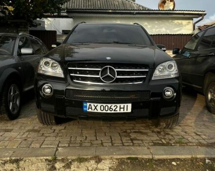 Чорний Мерседес МЛ 350, об'ємом двигуна 3.5 л та пробігом 270 тис. км за 10800 $, фото 9 на Automoto.ua