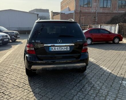 Чорний Мерседес МЛ 350, об'ємом двигуна 3.5 л та пробігом 242 тис. км за 9499 $, фото 11 на Automoto.ua