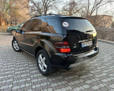 Чорний Мерседес МЛ 350, об'ємом двигуна 3.5 л та пробігом 230 тис. км за 7250 $, фото 2 на Automoto.ua