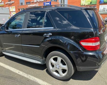 Мерседес МЛ 350 2008 у Броварах на Automoto.ua Чорний Мерседес МЛ 350, об'ємом двигуна 3.5 л та пробігом 163 тис. км за 11000 $, фото 11 на Automoto.ua