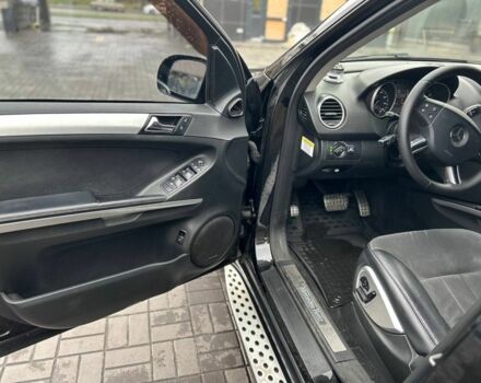 Чорний Мерседес МЛ 350, об'ємом двигуна 3.5 л та пробігом 276 тис. км за 10500 $, фото 5 на Automoto.ua