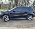 Чорний Мерседес МЛ 350, об'ємом двигуна 3.5 л та пробігом 194 тис. км за 11000 $, фото 2 на Automoto.ua