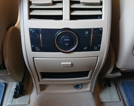 Черный Мерседес МЛ 350, объемом двигателя 3.5 л и пробегом 234 тыс. км за 13500 $, фото 21 на Automoto.ua