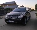 Черный Мерседес МЛ 350, объемом двигателя 3.5 л и пробегом 184 тыс. км за 13900 $, фото 1 на Automoto.ua