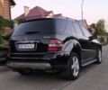 Черный Мерседес МЛ 350, объемом двигателя 3.5 л и пробегом 184 тыс. км за 13900 $, фото 4 на Automoto.ua