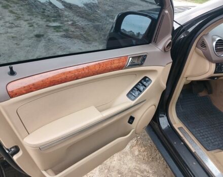 Черный Мерседес МЛ 350, объемом двигателя 3.5 л и пробегом 234 тыс. км за 13500 $, фото 9 на Automoto.ua