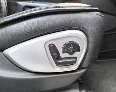 Черный Мерседес МЛ 350, объемом двигателя 3.5 л и пробегом 184 тыс. км за 13900 $, фото 15 на Automoto.ua