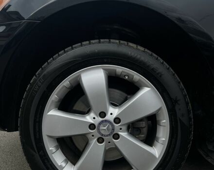 Черный Мерседес МЛ 350, объемом двигателя 3.5 л и пробегом 240 тыс. км за 272 $, фото 6 на Automoto.ua