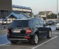 Чорний Мерседес МЛ 350, об'ємом двигуна 3 л та пробігом 265 тис. км за 17900 $, фото 4 на Automoto.ua