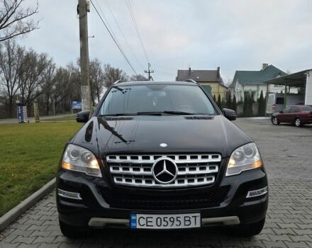 Черный Мерседес МЛ 350, объемом двигателя 3 л и пробегом 334 тыс. км за 17300 $, фото 2 на Automoto.ua