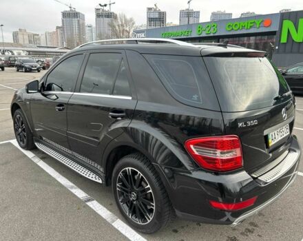 Черный Мерседес МЛ 350, объемом двигателя 3.5 л и пробегом 128 тыс. км за 15200 $, фото 1 на Automoto.ua