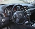 Черный Мерседес МЛ 350, объемом двигателя 3 л и пробегом 260 тыс. км за 15000 $, фото 3 на Automoto.ua
