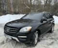 Чорний Мерседес МЛ 350, об'ємом двигуна 3 л та пробігом 275 тис. км за 21300 $, фото 1 на Automoto.ua