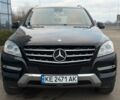 Черный Мерседес МЛ 350, объемом двигателя 3 л и пробегом 240 тыс. км за 20500 $, фото 2 на Automoto.ua