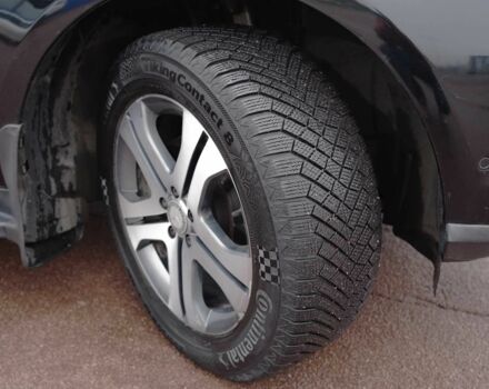 Черный Мерседес МЛ 350, объемом двигателя 3 л и пробегом 255 тыс. км за 25000 $, фото 10 на Automoto.ua