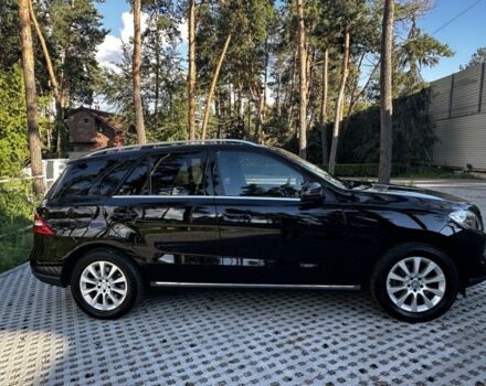 Черный Мерседес МЛ 350, объемом двигателя 3 л и пробегом 100 тыс. км за 30000 $, фото 7 на Automoto.ua