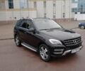Черный Мерседес МЛ 350, объемом двигателя 3 л и пробегом 255 тыс. км за 25000 $, фото 3 на Automoto.ua