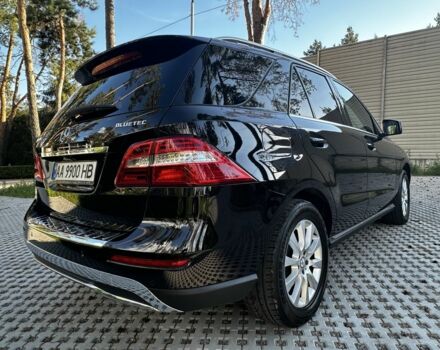 Черный Мерседес МЛ 350, объемом двигателя 3 л и пробегом 100 тыс. км за 30000 $, фото 3 на Automoto.ua