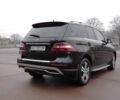 Черный Мерседес МЛ 350, объемом двигателя 3 л и пробегом 255 тыс. км за 25000 $, фото 5 на Automoto.ua