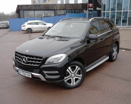 Черный Мерседес МЛ 350, объемом двигателя 3 л и пробегом 255 тыс. км за 25000 $, фото 8 на Automoto.ua