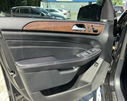 Черный Мерседес МЛ 350, объемом двигателя 3 л и пробегом 293 тыс. км за 24000 $, фото 5 на Automoto.ua