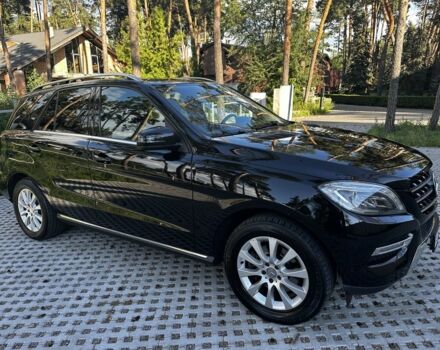 Черный Мерседес МЛ 350, объемом двигателя 3 л и пробегом 100 тыс. км за 30000 $, фото 2 на Automoto.ua