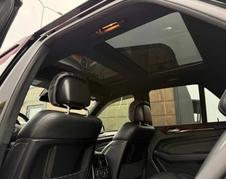 Черный Мерседес МЛ 350, объемом двигателя 3.5 л и пробегом 331 тыс. км за 16950 $, фото 17 на Automoto.ua
