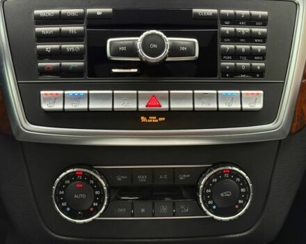 Черный Мерседес МЛ 350, объемом двигателя 3.5 л и пробегом 331 тыс. км за 16950 $, фото 23 на Automoto.ua