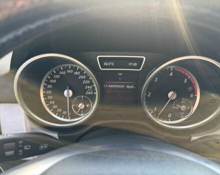 Черный Мерседес МЛ 350, объемом двигателя 3 л и пробегом 350 тыс. км за 29950 $, фото 21 на Automoto.ua