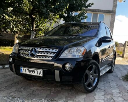 Чорний Мерседес МЛ 350, об'ємом двигуна 3.5 л та пробігом 237 тис. км за 8800 $, фото 1 на Automoto.ua
