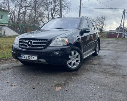 Черный Мерседес МЛ 350, объемом двигателя 3.5 л и пробегом 2 тыс. км за 10200 $, фото 1 на Automoto.ua