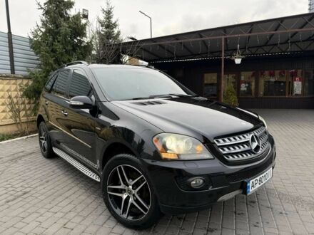 Чорний Мерседес МЛ 350, об'ємом двигуна 3.5 л та пробігом 210 тис. км за 10000 $, фото 1 на Automoto.ua