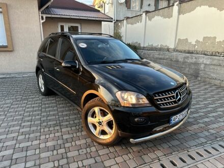 Чорний Мерседес МЛ 350, об'ємом двигуна 3.5 л та пробігом 230 тис. км за 7250 $, фото 1 на Automoto.ua