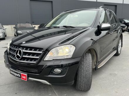 Мерседес МЛ 350 2010 у Львові на Automoto.ua Чорний Мерседес МЛ 350, об'ємом двигуна 3.5 л та пробігом 282 тис. км за 19590 $, фото 1 на Automoto.ua