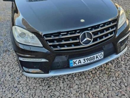 Чорний Мерседес МЛ 350, об'ємом двигуна 3.5 л та пробігом 161 тис. км за 18499 $, фото 1 на Automoto.ua