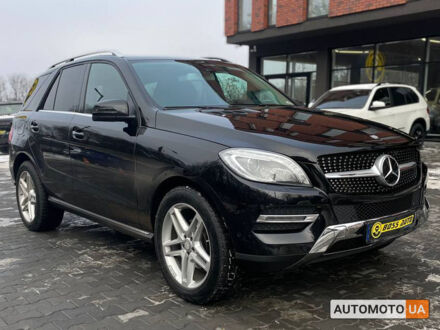 Мерседес МЛ 350 2015 в Черновцах на Automoto.ua Черный Мерседес МЛ 350, объемом двигателя 3 л и пробегом 270 тыс. км за 30800 $, фото 1 на Automoto.ua