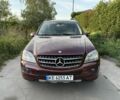 Червоний Мерседес МЛ 350, об'ємом двигуна 3.7 л та пробігом 175 тис. км за 11400 $, фото 2 на Automoto.ua