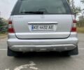 Серый Мерседес МЛ 350, объемом двигателя 3.7 л и пробегом 299 тыс. км за 7000 $, фото 6 на Automoto.ua