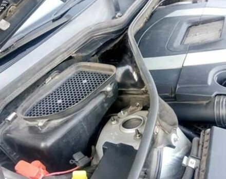 Серый Мерседес МЛ 350, объемом двигателя 3.5 л и пробегом 213 тыс. км за 10900 $, фото 15 на Automoto.ua